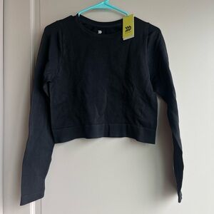 all in motion Black Cropped Crewneck Long-Sleeve Top